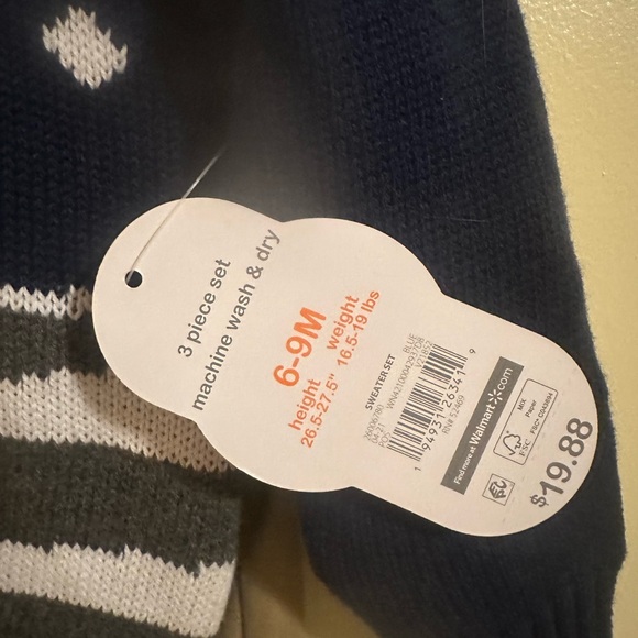 6-9 months, 3 piece sweater set - Picture 3 of 3